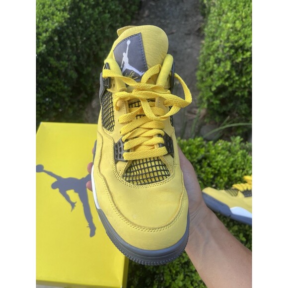 Size 8.5 - Jordan 4 Retro Mid Lightning main image 11